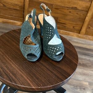 Clarks Forest Green Cut-Out Heels